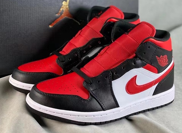 Air Jordan Retro 1 Grade AAA Black Fire Red